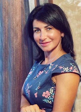 Панчишная Любовь, маникюр-педикюр